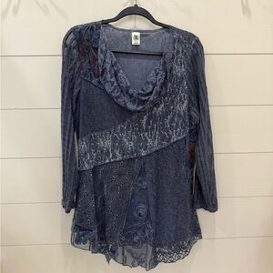 Elegant Blue Lace Women's Top